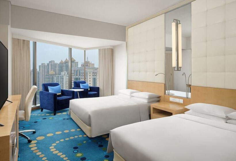 اتاق کلاب, Renaissance Shanghai Yu Garden Hotel On The Bund
