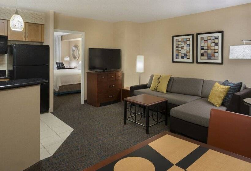 Suite, Residence Inn By Marriott Toronto Downtown/entertainment District