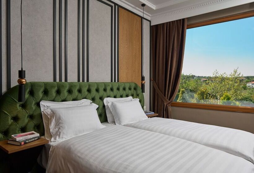 اتاق خانوادگی, Royal Hotel Thessaloniki