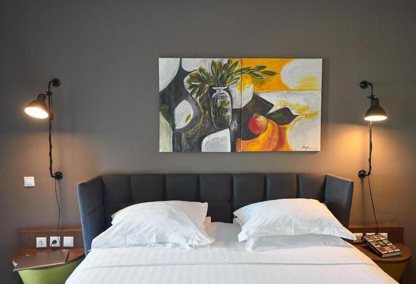 اتاق استاندارد با چشم‌انداز دریا, Royal Hotel Thessaloniki