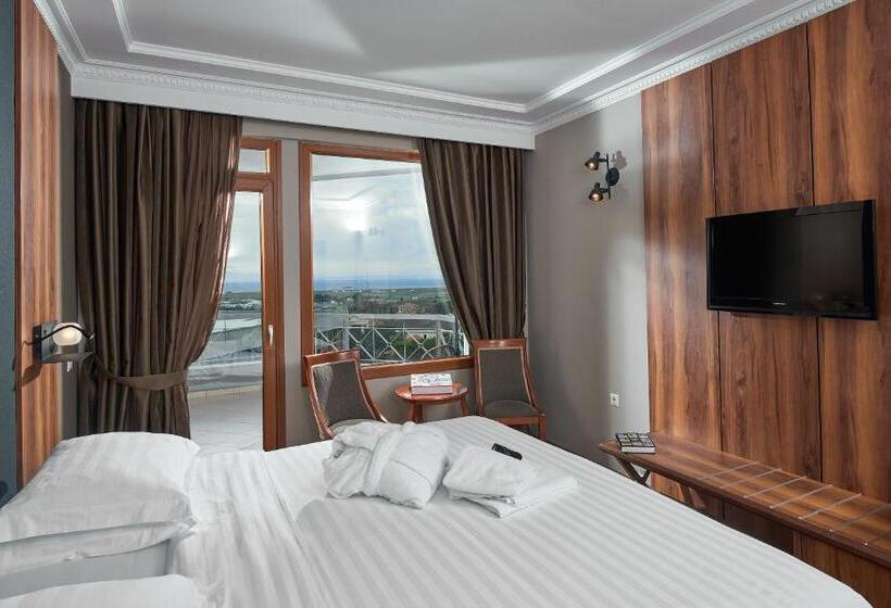 اتاق استاندارد با چشم‌انداز دریا, Royal Hotel Thessaloniki
