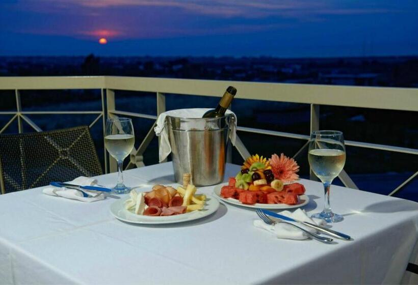 اتاق استاندارد با چشم‌انداز دریا, Royal Hotel Thessaloniki