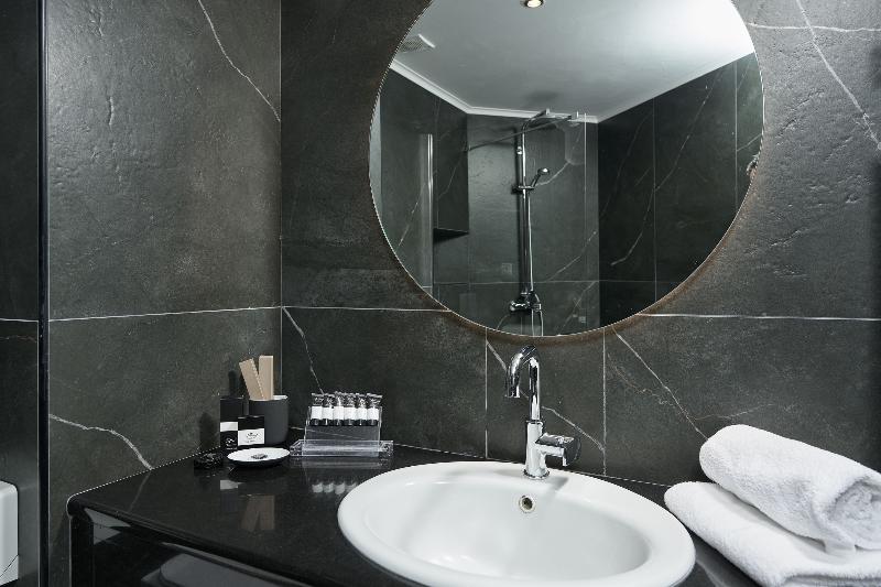 اتاق استاندارد سه نفره, Royal Hotel Thessaloniki