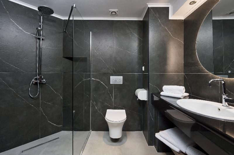 اتاق استاندارد با چشم‌انداز دریا, Royal Hotel Thessaloniki