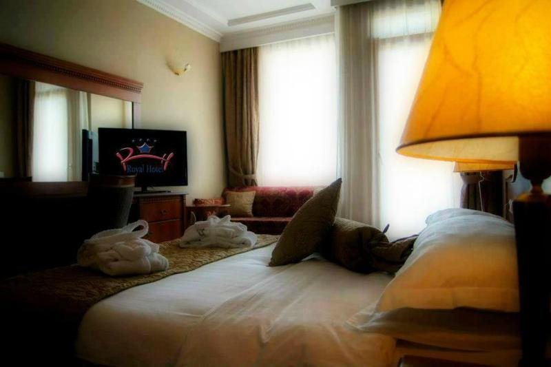 اتاق خانوادگی, Royal Hotel Thessaloniki