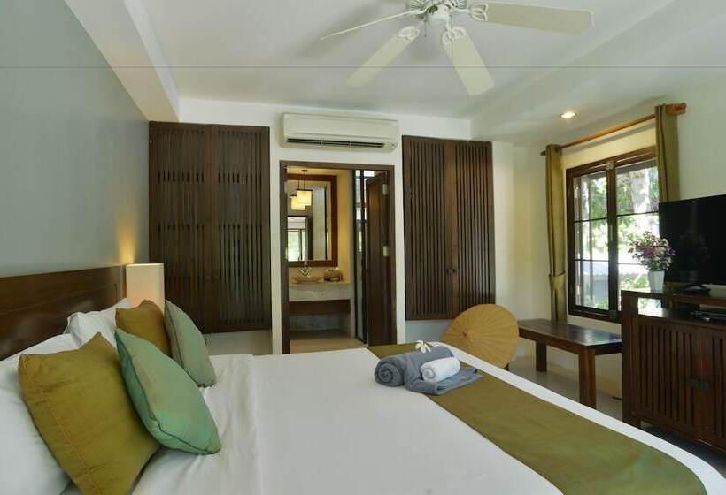 Deluxe Room, The Quarter Pai