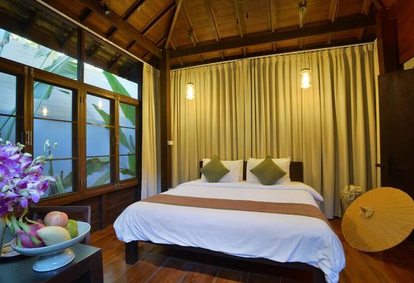 Superior Room, The Quarter Pai