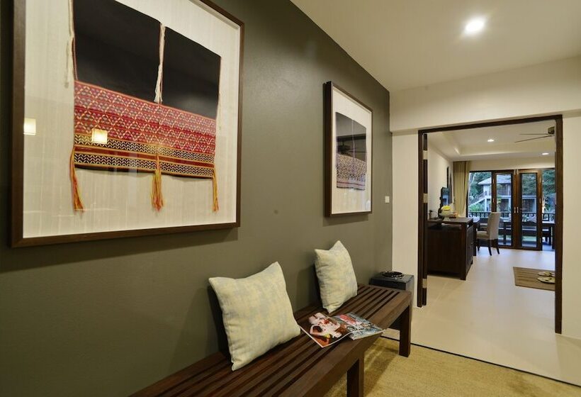 Family Room, The Quarter Pai