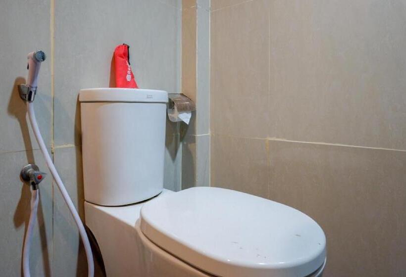 اتاق لوکس, Reddoorz Plus Near Hotel Benua Kendari