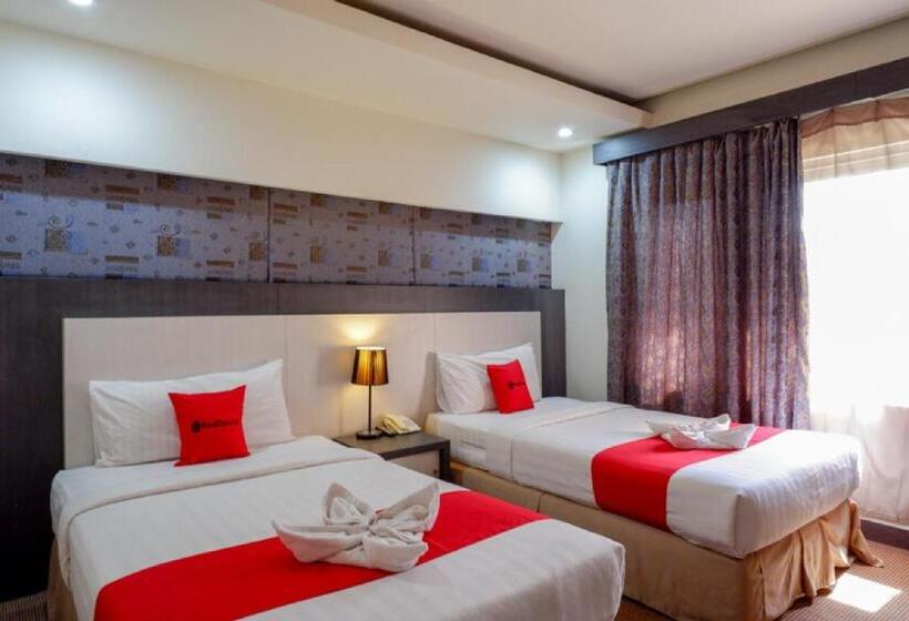 اتاق لوکس, Reddoorz Plus Near Hotel Benua Kendari