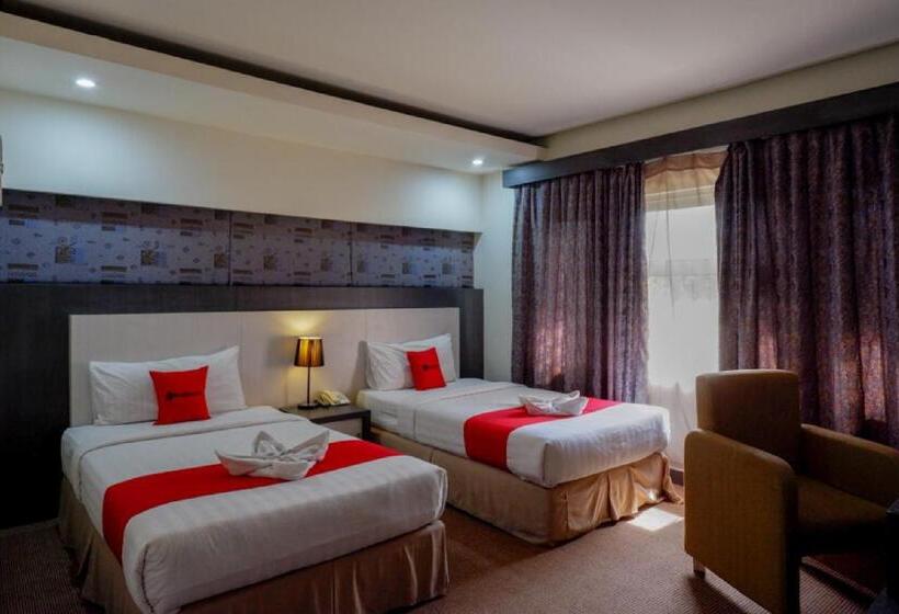 اتاق لوکس, Reddoorz Plus Near Hotel Benua Kendari