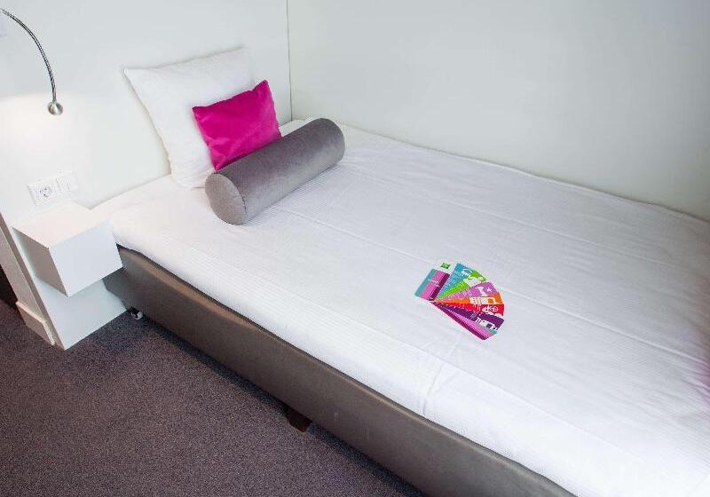 اتاق خانوادگی, Reddoorz Plus Near Hotel Benua Kendari