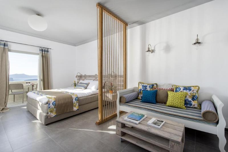 سوییت جونیور, Caldera S Dolphin Suites