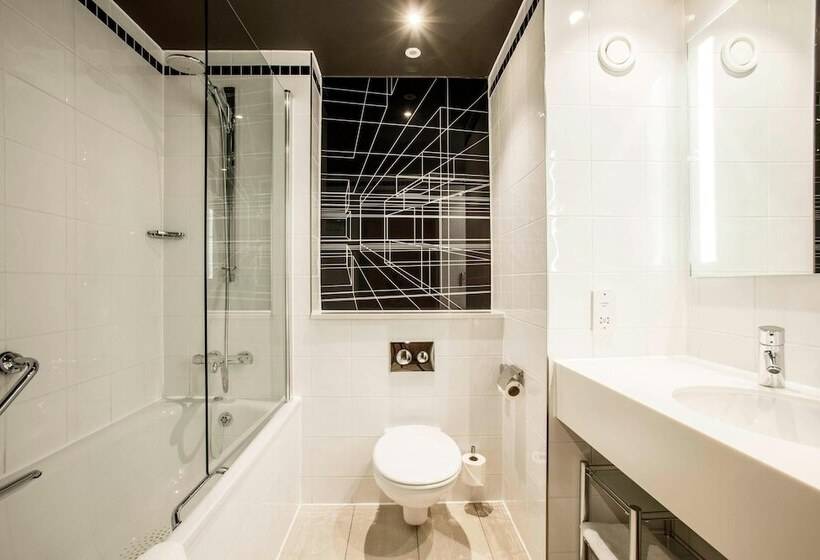 اتاق لوکس, Ac Hotel By Marriott Manchester Salford Quays