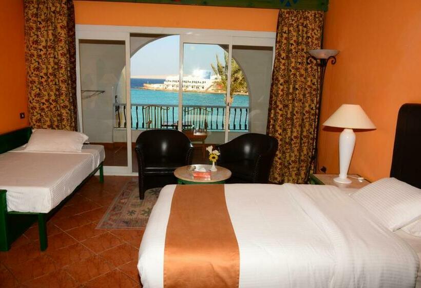اتاق استاندارد, Arabia Azur Resort