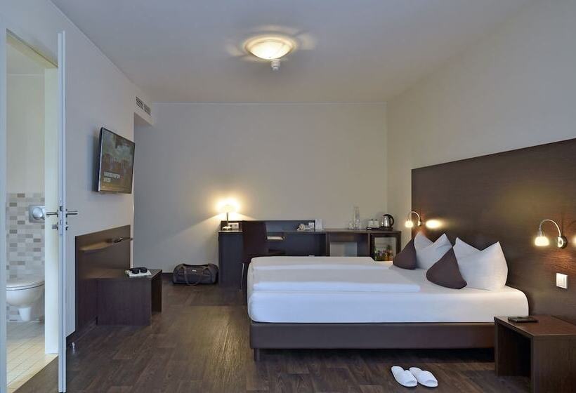 جناح جونيور, Best Western  Am Spittelmarkt