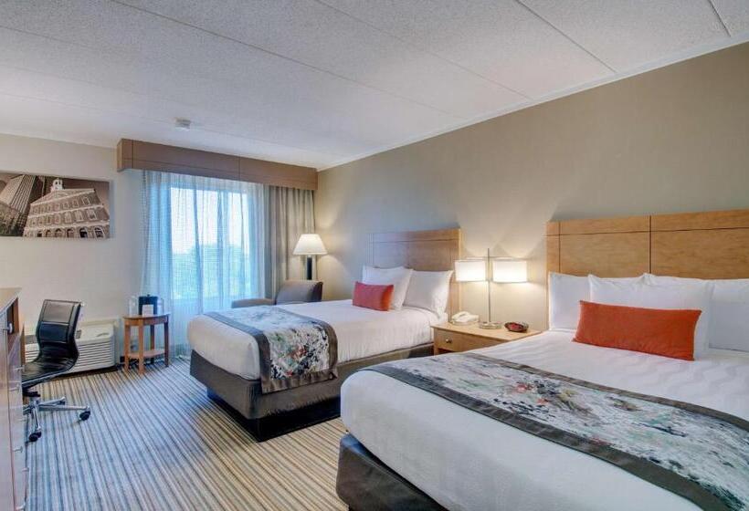 带2个双人床的标准工作室, Best Western  Plus Waltham Boston