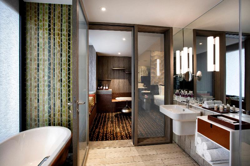 اتاق استاندارد, Crowne Plaza Changi Airport, An Ihg