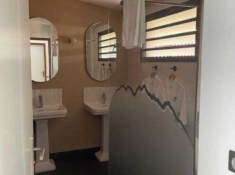 سوییت جونیور, Dimitile Hôtel & Spa