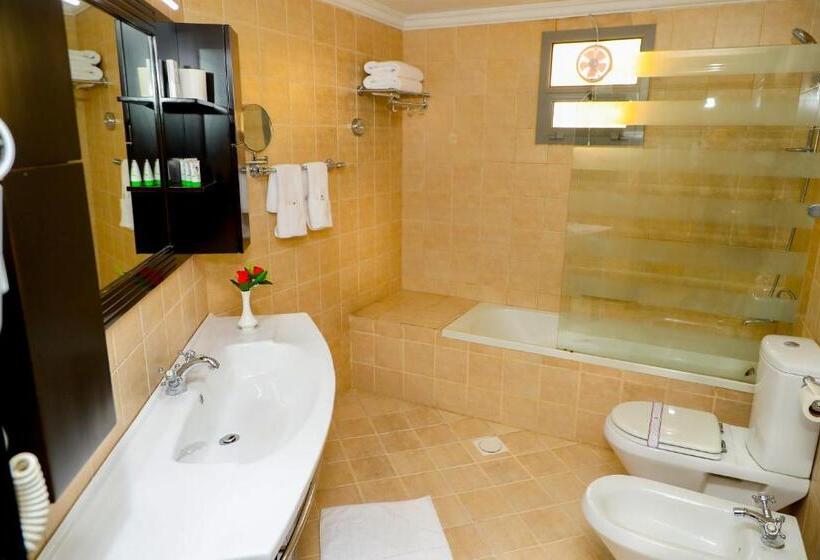 سوئیت دلوکس 2 خوابه, Ewan Ajman Suites