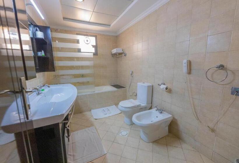 سوئیت دلوکس 2 خوابه, Ewan Ajman Suites
