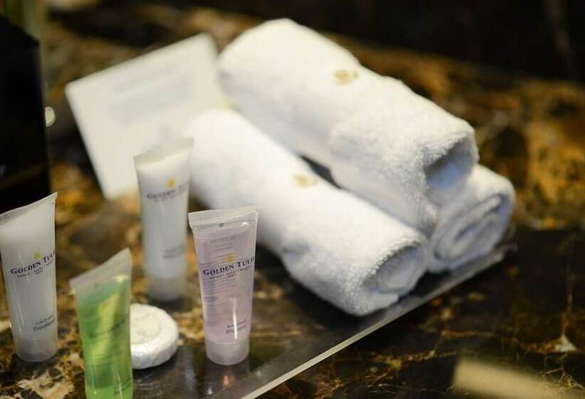 سوییت, Golden Tulip Hotel Al  Barsha