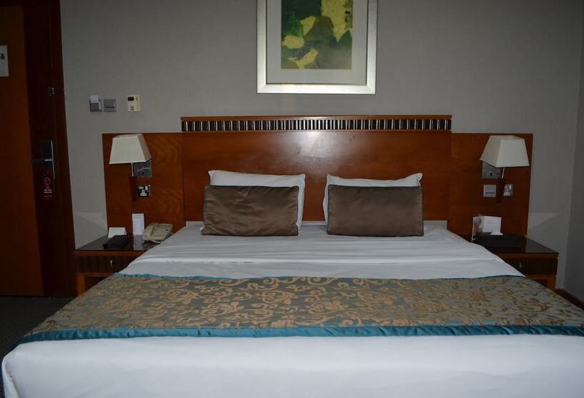 اتاق سوپریور, Golden Tulip Hotel Al  Barsha