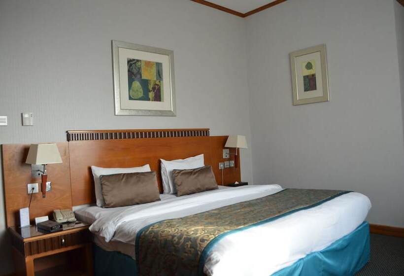اتاق سوپریور, Golden Tulip Hotel Al  Barsha