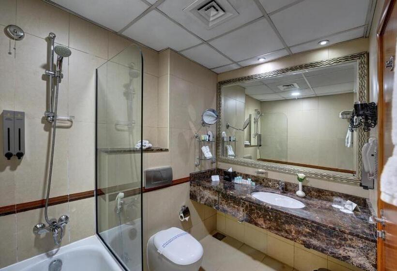 اتاق سوپریور, Golden Tulip Hotel Al  Barsha