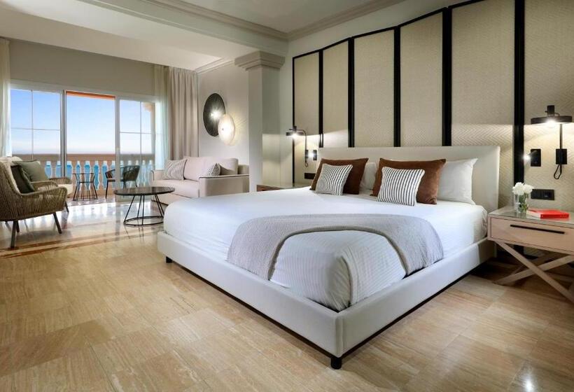 سوییت جونیور با چشم‌انداز دریا, Grand Palladium Jamaica Resort & Spa All Inclusive