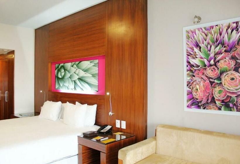 اتاق لوکس با تخت بزرگ, Krystal Grand Los Cabos - All Inclusive
