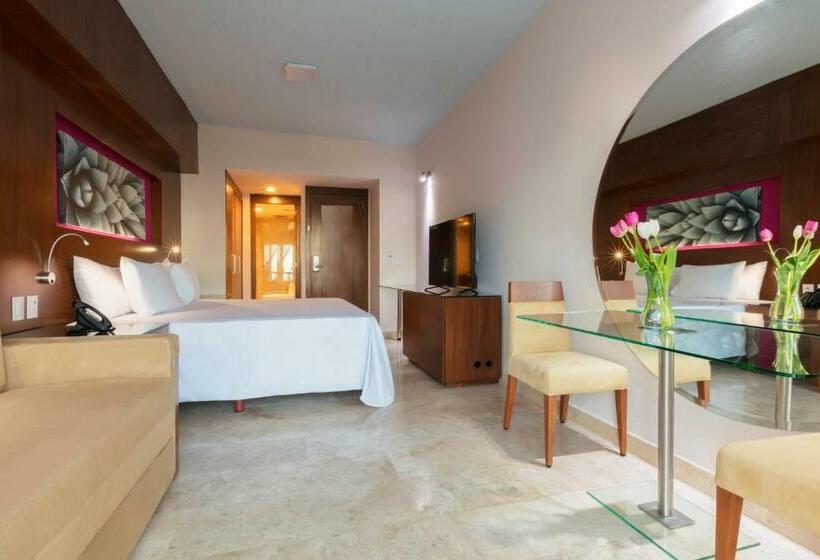 Deluxe Room King Size Bed, Krystal Grand Los Cabos   All Inclusive