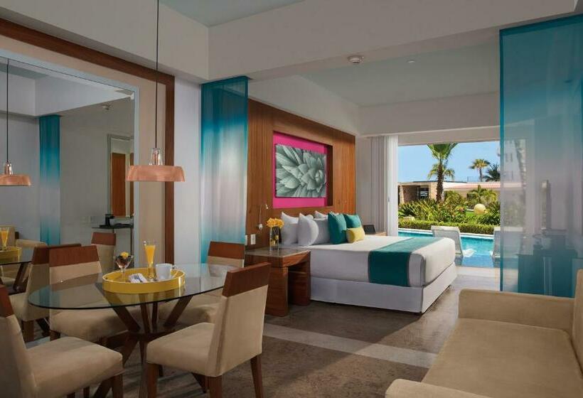 Junior Suite Cama King, Krystal Grand Los Cabos   All Inclusive