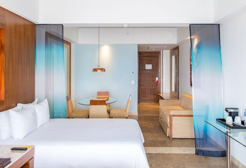 سوئیت جونیور با تخت بزرگ, Krystal Grand Los Cabos - All Inclusive