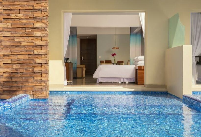 سوئیت جونیور با تخت بزرگ, Krystal Grand Los Cabos - All Inclusive