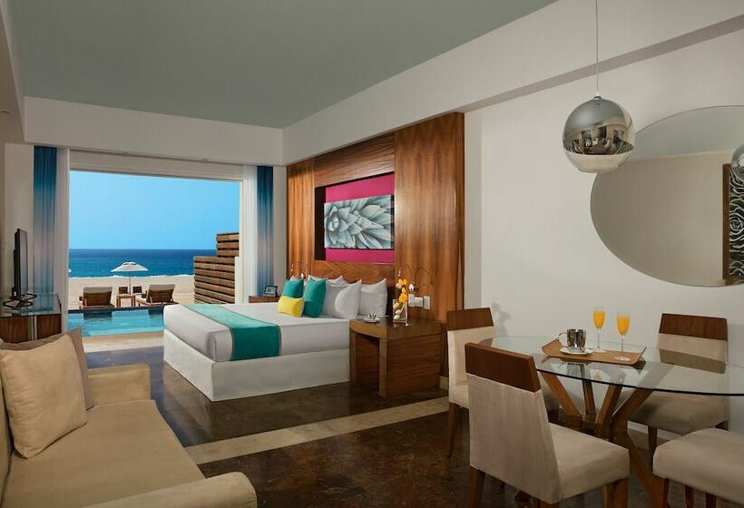 Junior Suite King Bed, Krystal Grand Los Cabos   All Inclusive