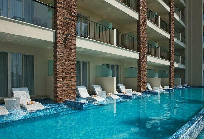 سوییت جونیور, Krystal Grand Los Cabos - All Inclusive