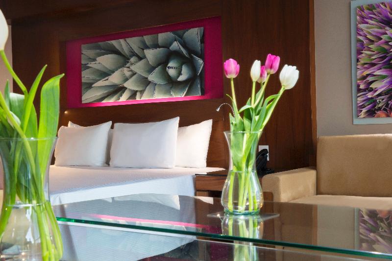 اتاق لوکس با تخت بزرگ, Krystal Grand Los Cabos - All Inclusive