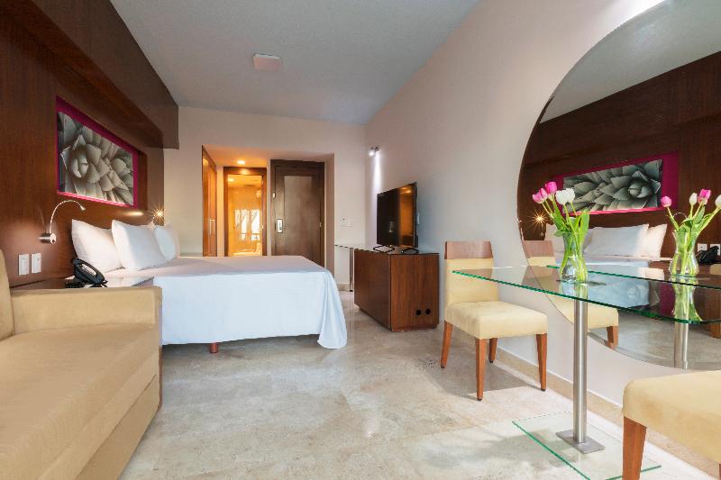 اتاق لوکس با تخت بزرگ, Krystal Grand Los Cabos - All Inclusive