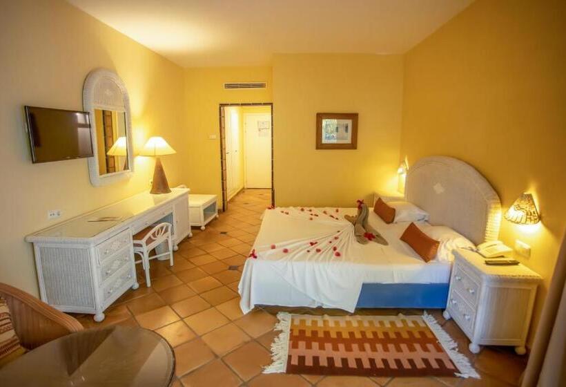 اتاق استاندارد سه نفره, Odyssee Resort and Thalasso