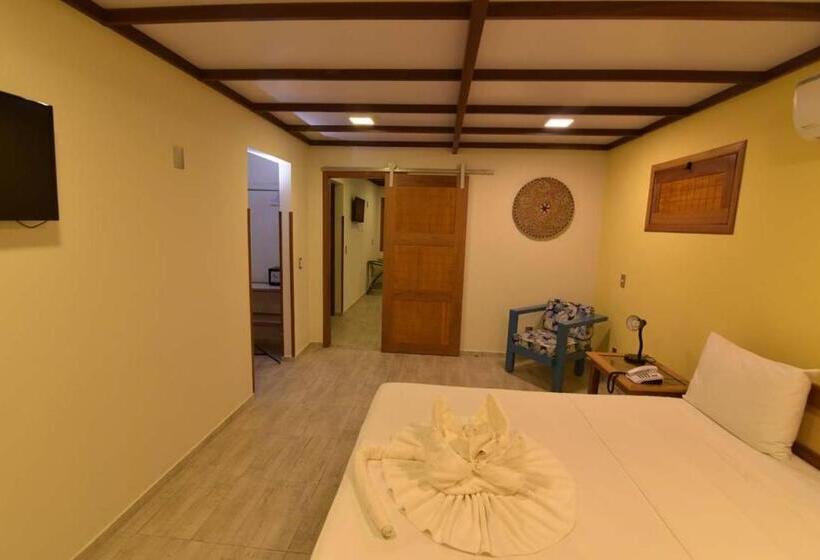 带阳台标准四人间, Porto Preguiças Resort