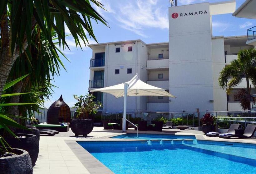سوییت با چشم‌انداز استخر, Ramada Hotel & Suites By Wyndham Ballina Byron