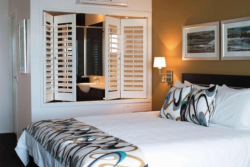 سوییت با چشم‌انداز استخر, Ramada Hotel & Suites By Wyndham Ballina Byron