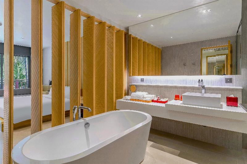 اتاق لوکس, Ramada Resort By Wyndham Khao Lak