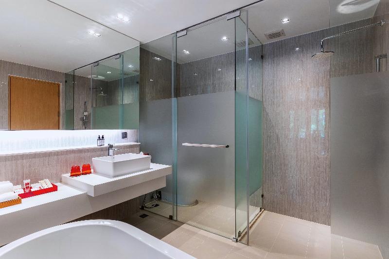 اتاق لوکس, Ramada Resort By Wyndham Khao Lak