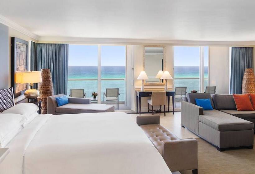 سوییت با چشم‌انداز دریا, Hilton Rose Hall An All Inclusive Resort