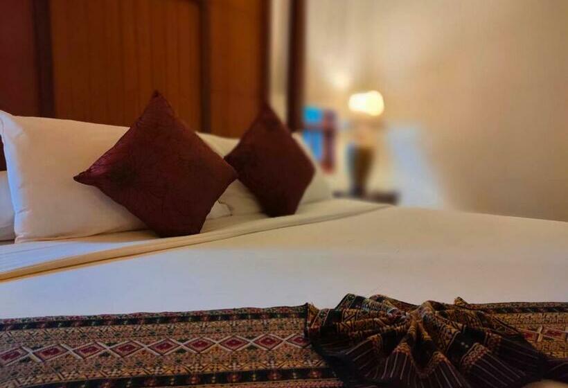 Chambre Deluxe, Teak Garden Spa Resort