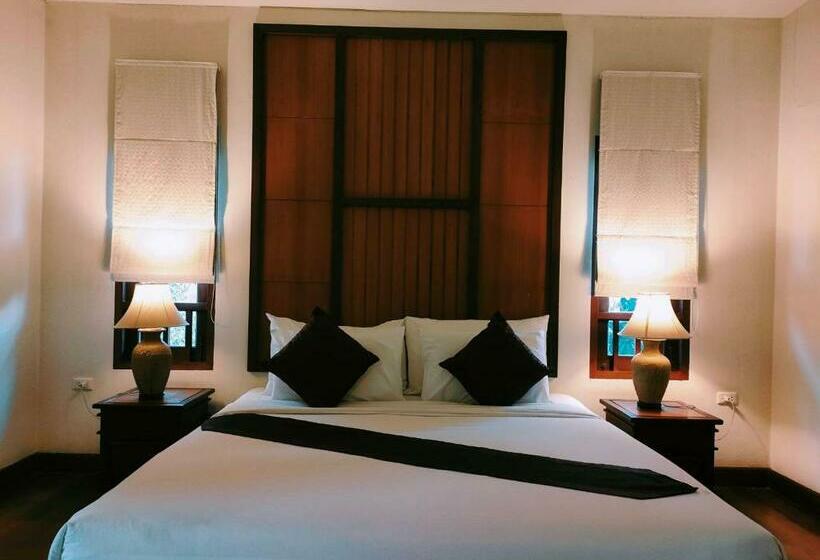 اتاق لوکس, Teak Garden Resort, Chiang Rai
