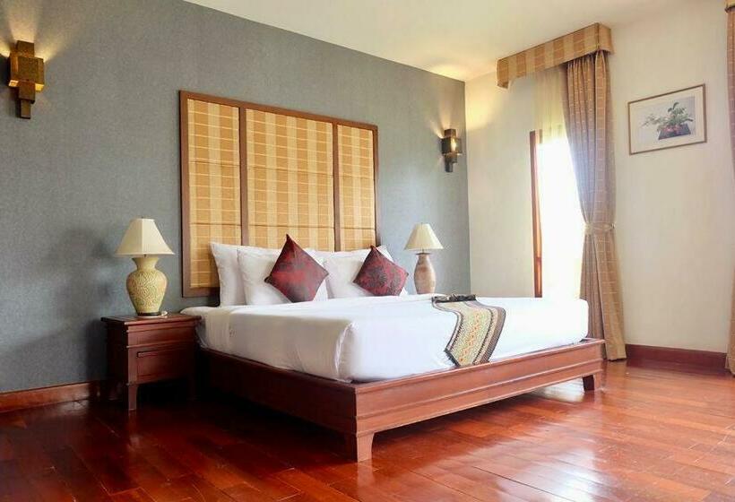 اتاق لوکس, Teak Garden Resort, Chiang Rai