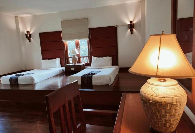 اتاق لوکس, Teak Garden Resort, Chiang Rai